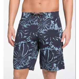 Patagonia Board Shorts Mens 34 Blue Floral Wavefarer Surf Beach Swim